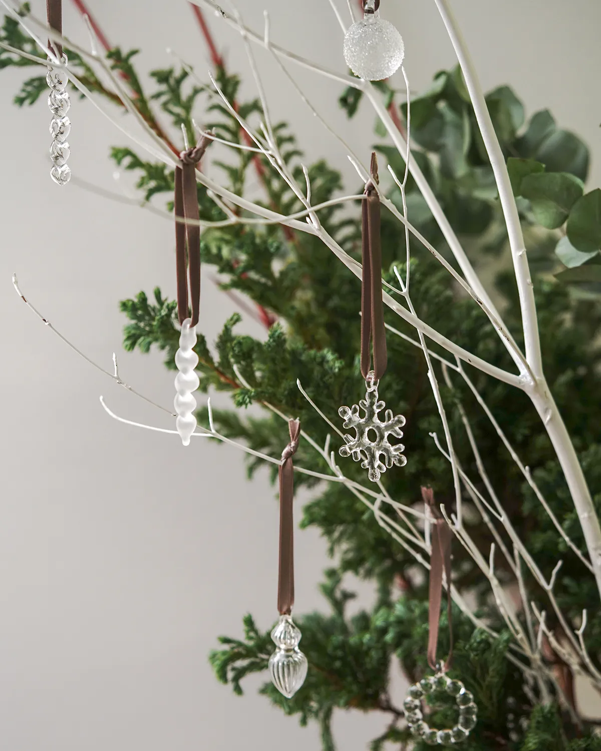 オーナメント ネジリ